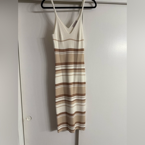 3 for 25$ Chic Striped Midi Dress - Cream and Tan - Picture 1 of 3